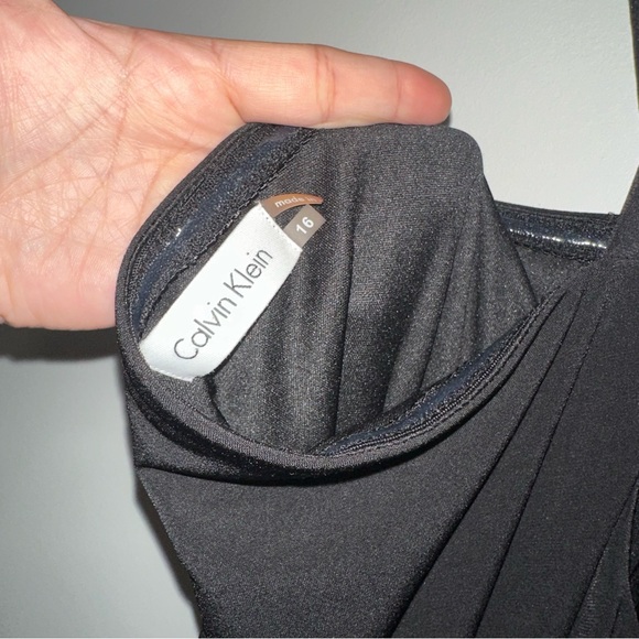 🌷5/$20 Calvin Klein Black Ruched Mini Dress - Picture 2 of 8